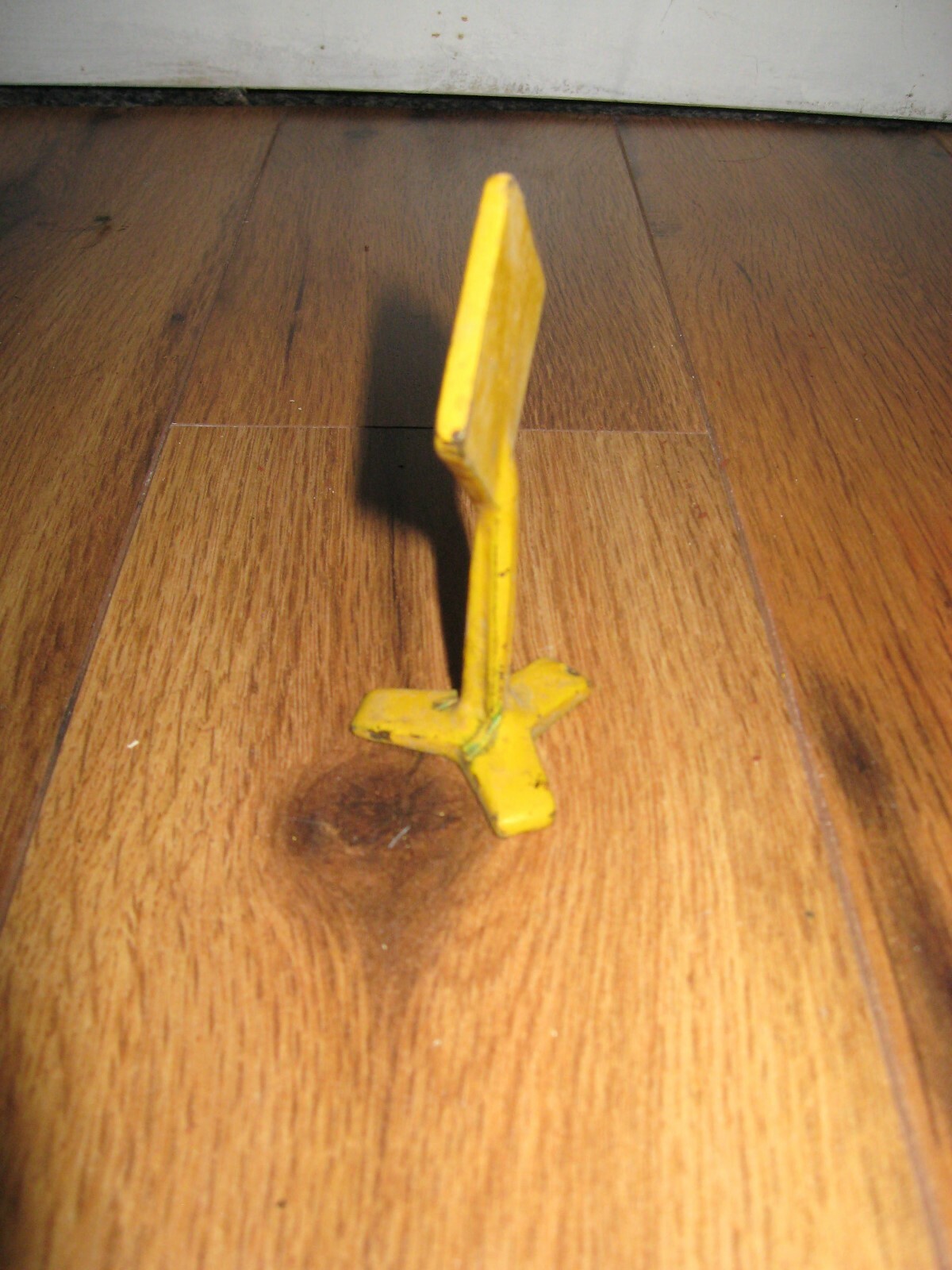 Original Antique CAST IRON ARCADE TOY YELLOW CURVE Construction Sign Train Turn