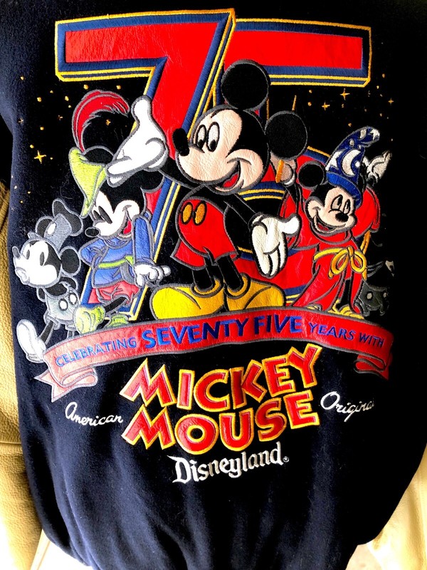 RARE DISNEY 75TH ANNIVERSARY MICKEY MOUSE DISNEYLAND LEATHER 6
