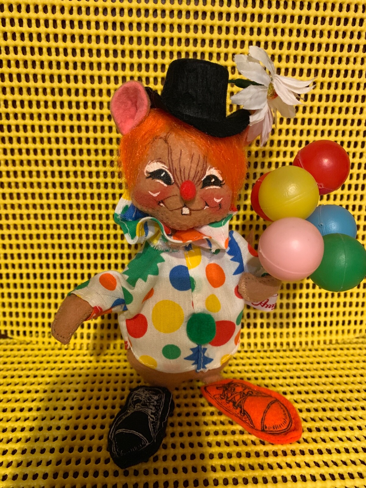 Annalee Vintage CIRCUS CLOWN with BALLOONS 7” 1997 excellent