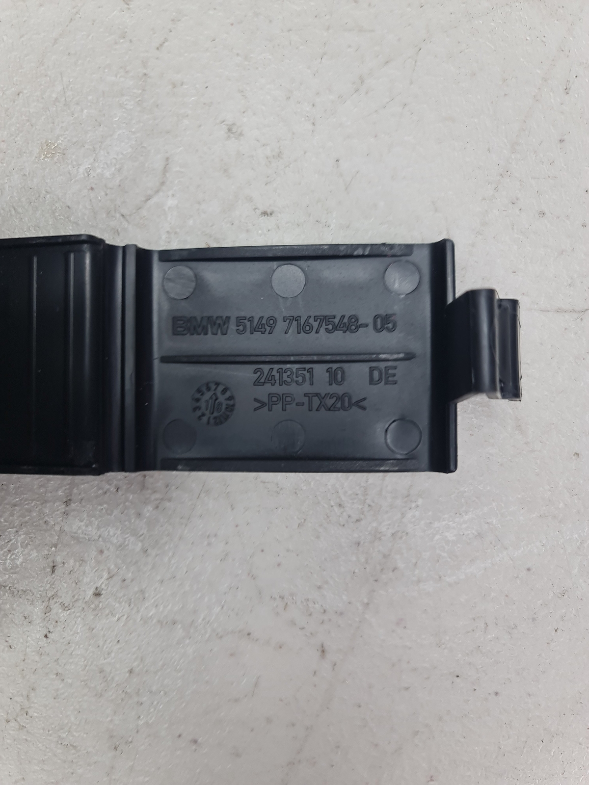 0 Bmw 2007-2020 51-49-7-167-548 51497167548 Bracket For Hazard Warn. Triangle image 4