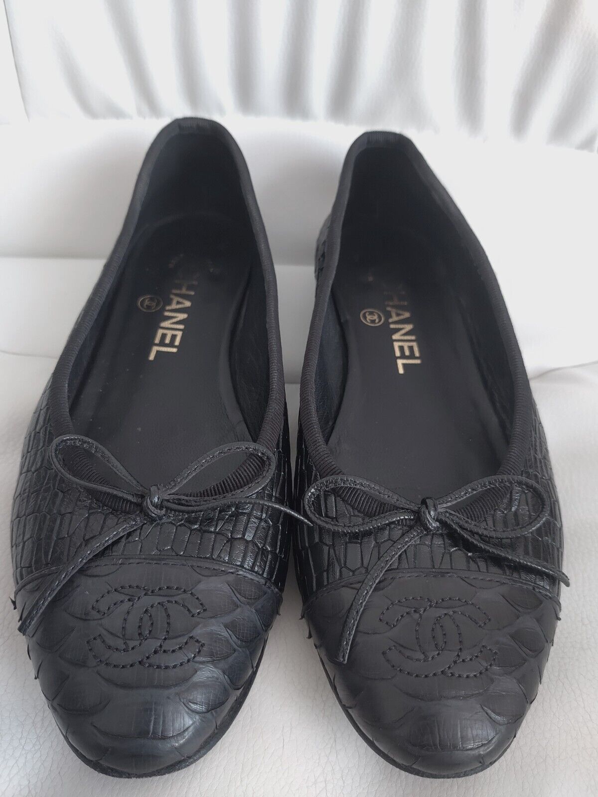 Chanel CC Logo Ballet Flats Shoes Black Python Leather Chanel CC Logo Ballet Flats Shoes Black Python Leather
