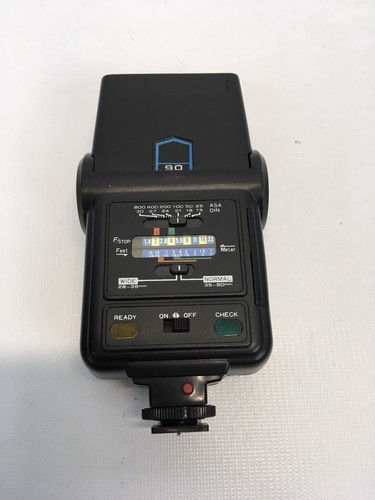 Vintage Underground 660-T Auto Thryster Shoe Mount Flash Camera