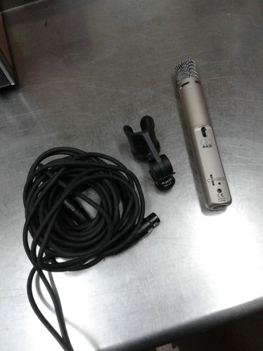 AKG C1000S コンデンサーマイク + マイクホルダー SA 43
