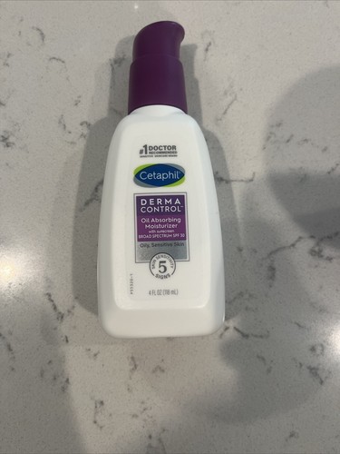 Absorbing Face Moisturizer, For Oily Skin-4 Fl Oz