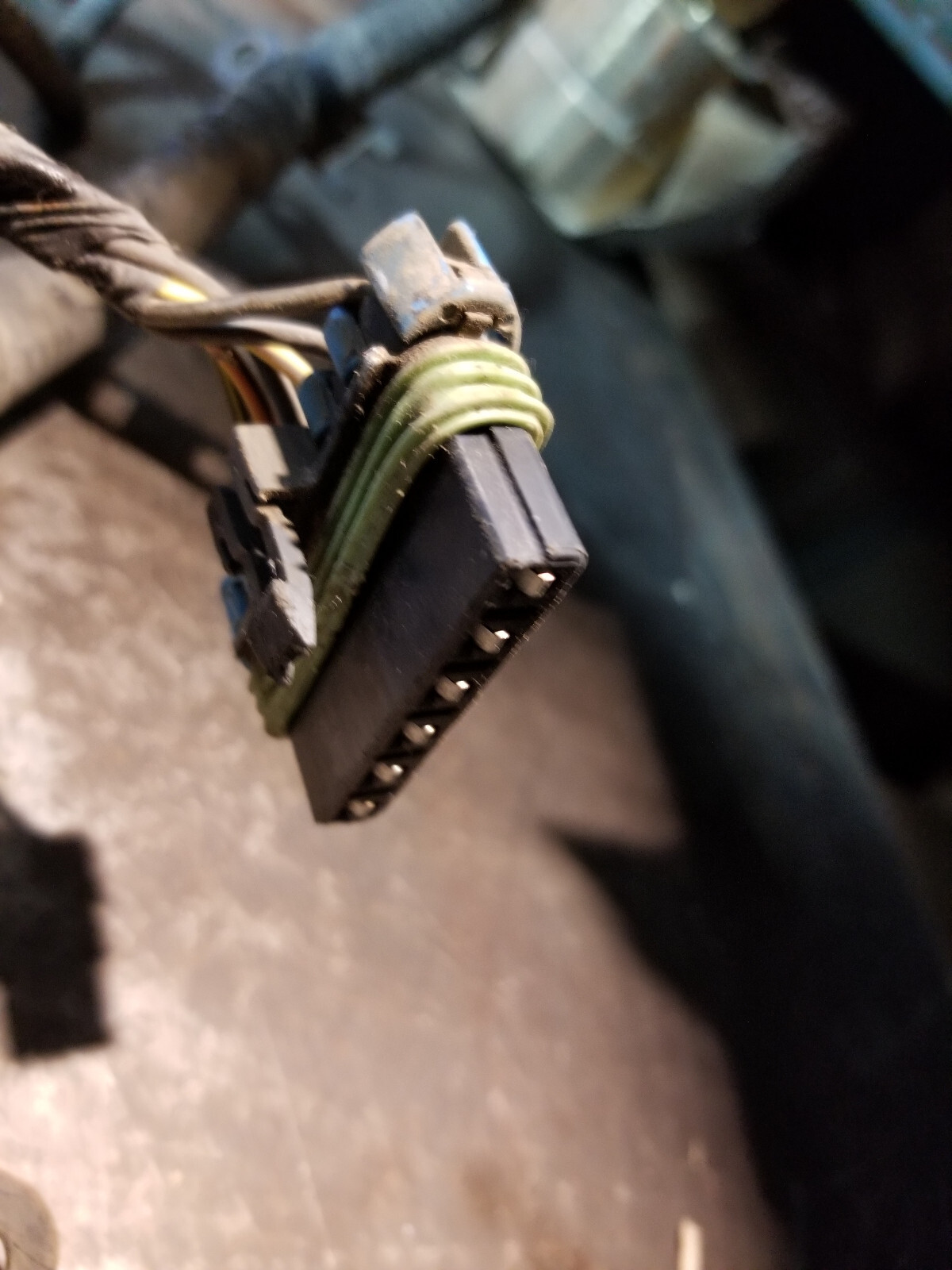 5266138 DODGE RAM CUMMINS ENGINE WIRING HARNESS - Picture 3 of 11