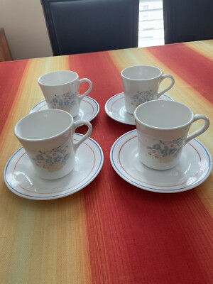 Set of 4 RETIRED Corning Corelle *COUNTRY CORNFLOWER* 3 1/2'' CUPS / SAUCERS