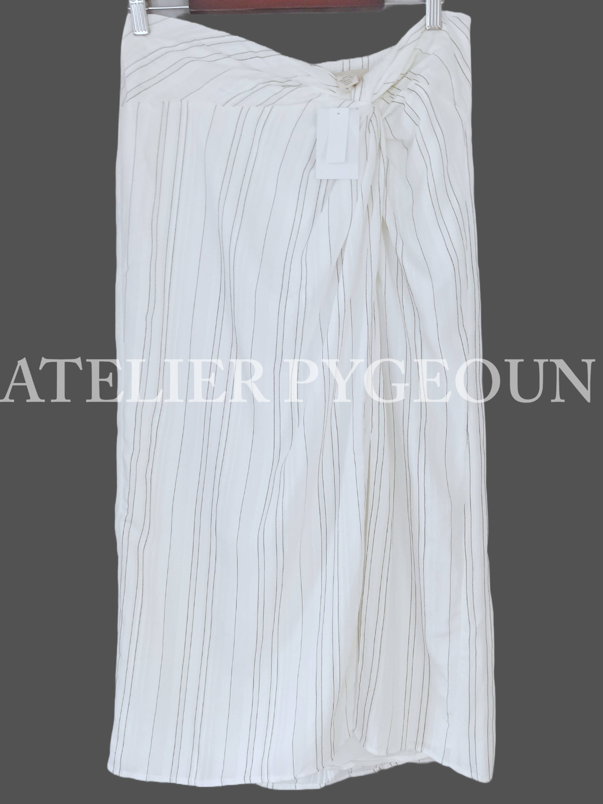 Stina noble white type HネイビーM Stina noble white type HネイビーM Stina noble white type H