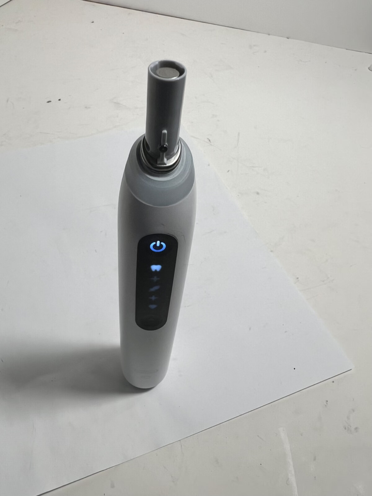 美品 Oral-B iOシリーズ 5s ホワイト Oral B iO Series 5 Rechargeable Electric Toothbrush w/Brush