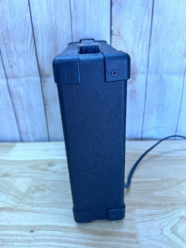 ZENY CYD-10 Guitar Amp Black 10-watt Corded Portable 10.5” X 10” Working Clean