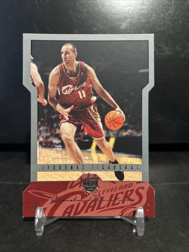 2004-05 SkyBox Limited Edition Die Cut Zydrunas Ilgauskas