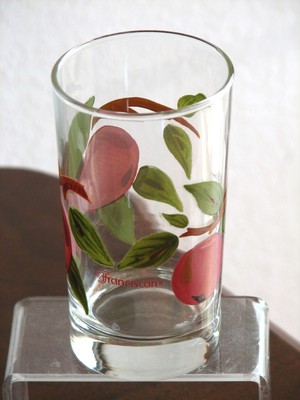 Franciscan APPLE Juice Tumblers- 6 oz - 4 1/2