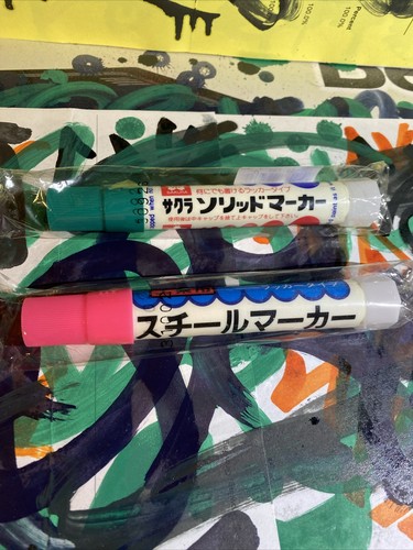 Japanese Pink And Green Sakura Solid Paint Markers