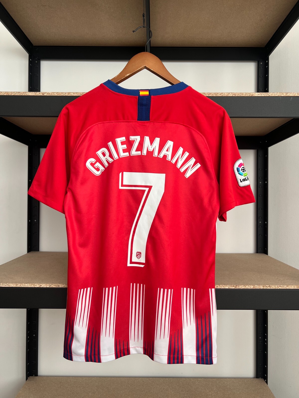アトレティコ・マドリード GRIEZMANN 7 シャツ アトレティコ・マドリード GRIEZMANN 7 シャツ アトレティコ