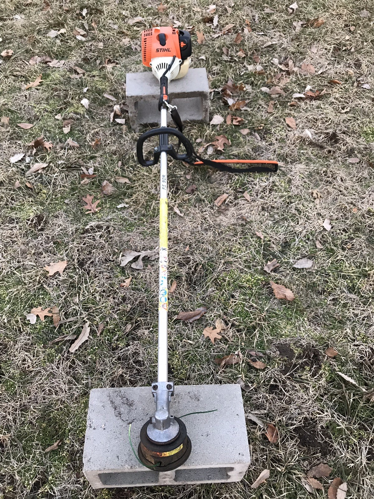 STIHL FS90R Commercial String Trimmer / Straight Shaft Weedeater / SHIPS FAST