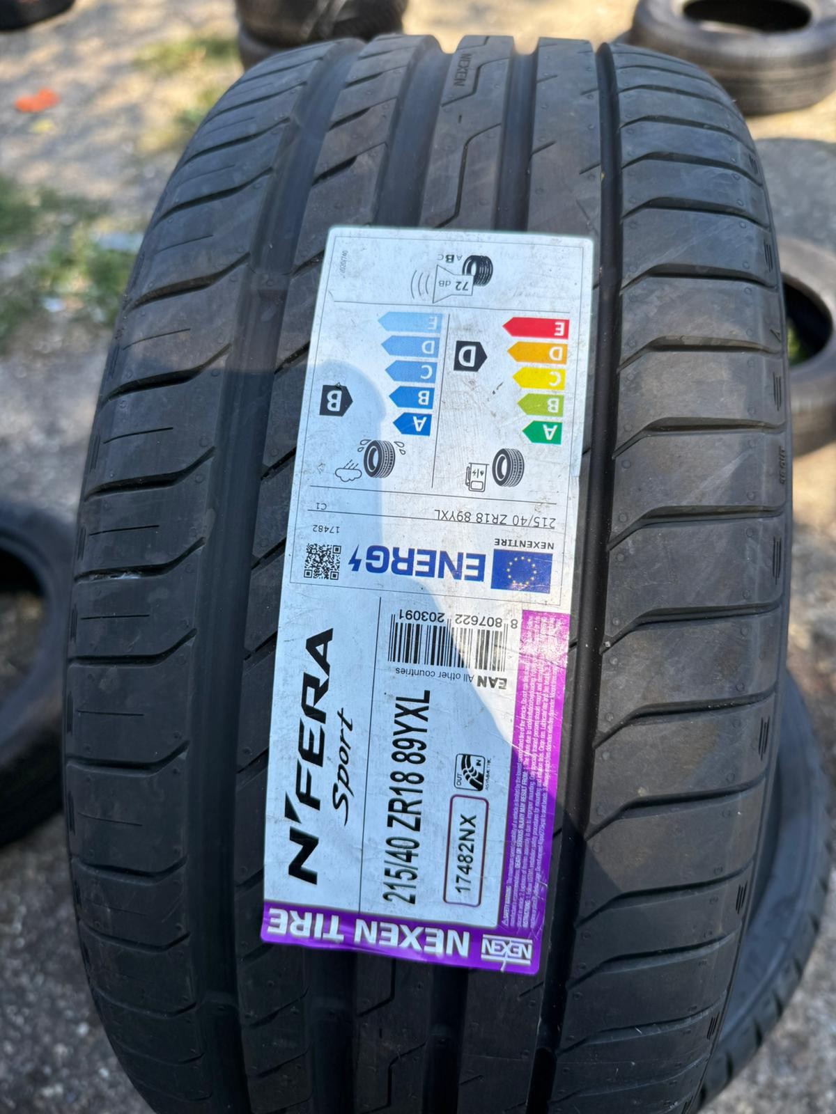 New 215 40 18 Nexen, Nfera Sport, XL, 89Y, x1 Single Tyre (F1_tyres) YD156
