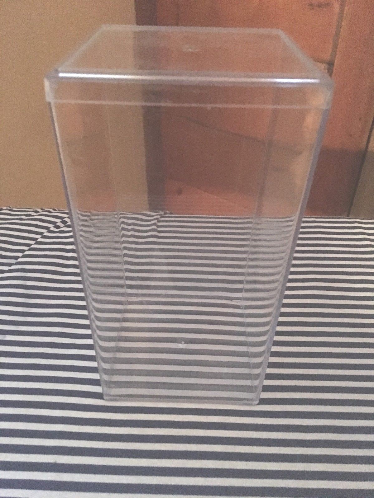 12 Acrylic Beanie Baby/Toy Cases