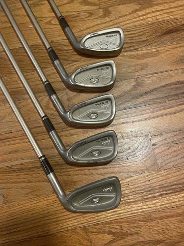 Cobra Lady Cobra Oversize Iron Set 4-7 And 9 Ladies Graphite