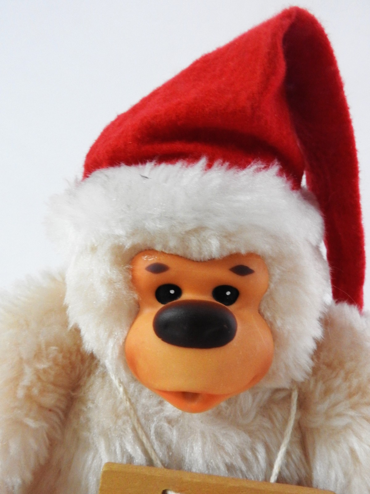 VINTAGE RUSS BERRIE  MERRY CHRISTMAS from GONGA SANTA HAT  7