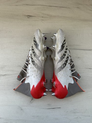adidas Predator サッカーシューズ ホワイト/レッド adidas Originals Predator Mundial Better Scarlet White Gum
