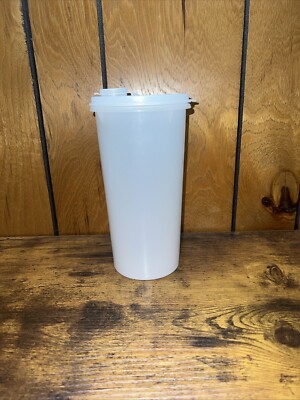 Tupperware Handolier White Beverage Pitcher With Pour Top #261-11