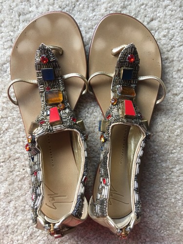 Giuseppe Zanotti サンダル 36 Giuseppe Zanotti Women's 36 Jeweled T-Strap Sandal 1GZ1209