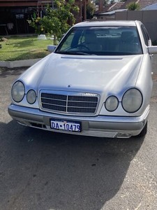 Мерседес е230 1997