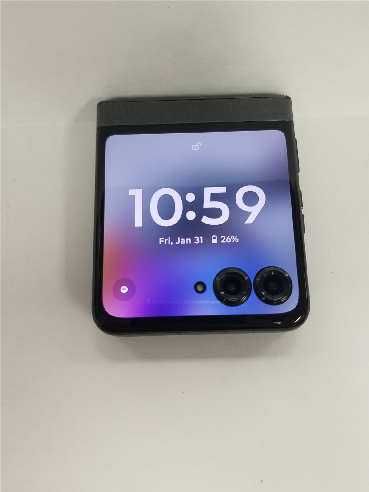 Motorola Razr 2024 256GB Gray XT2453-3 (Unlocked) Fully Functional DF3397