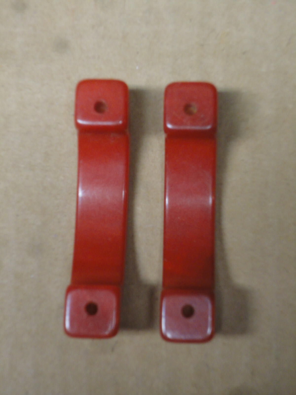 2 Vintage 1930's RED BAKELITE CUPBOARD DOOR DRAWER HANDLE PULLS HARDWARE