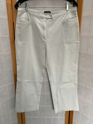 Vtg~Sisley Cropped Capri Pants Size 48 EU Wide Leg ~98% Cotton 2% Elastane