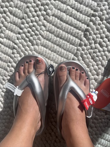 W Taw&Toe x Sanrio Flip Flop Zerovity Plumpy Hello Kitty