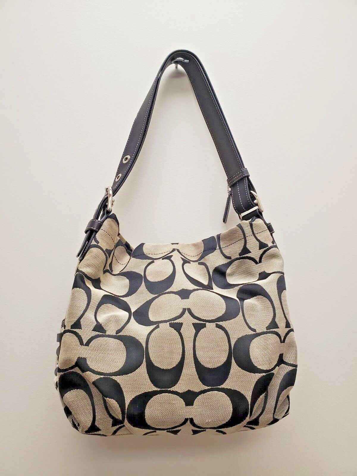 Coach Hamptons Hobo Shoulder Handbag – ShopCGX