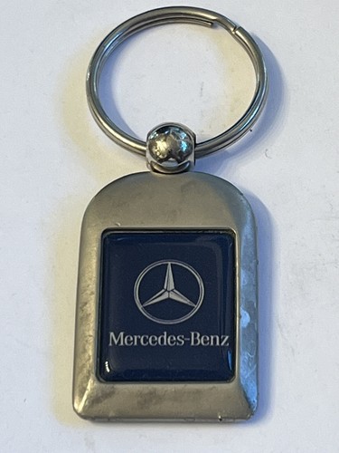 VINTAGE “MERCEDES-BENZ” WHITE PLAINS CAR DEALERSHIP KEYCHAIN