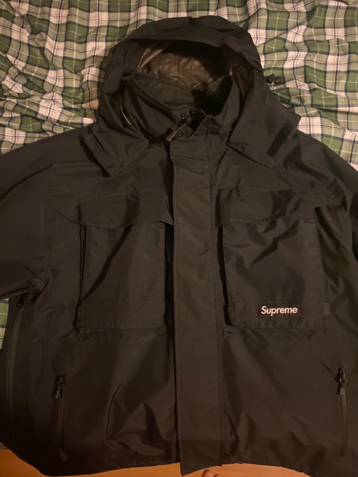 Supreme GORE-TEX PACLITE lightweight Shell Jacket Black Size Supreme GORE-TEX PACLITE lightweight Shell Jacket Black Size