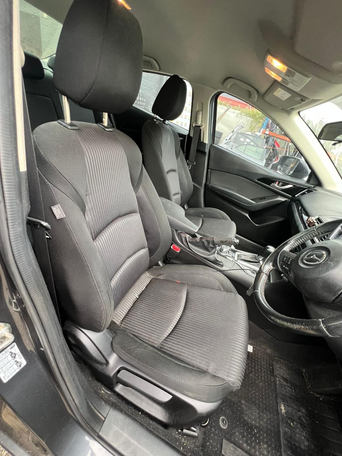 MAZDA 3 BM-BN 06/2013-02/2019 LEFT FRONT DOOR LOCK - thumbnail 7