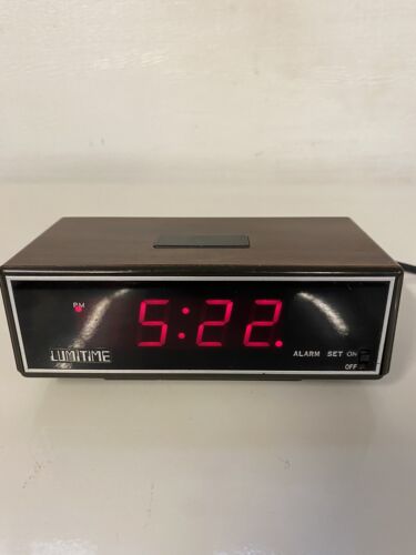 Vintage LUMITIME Alarm Clock Model K7A Tamara Electronics Vintage LUMITIME Alarm Clock Model K7A Tamara Electronics