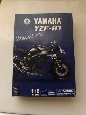 Yamaha YZF-R1 Model Kit 1:12 scale Die-Cast 53275 Brand Ray never open