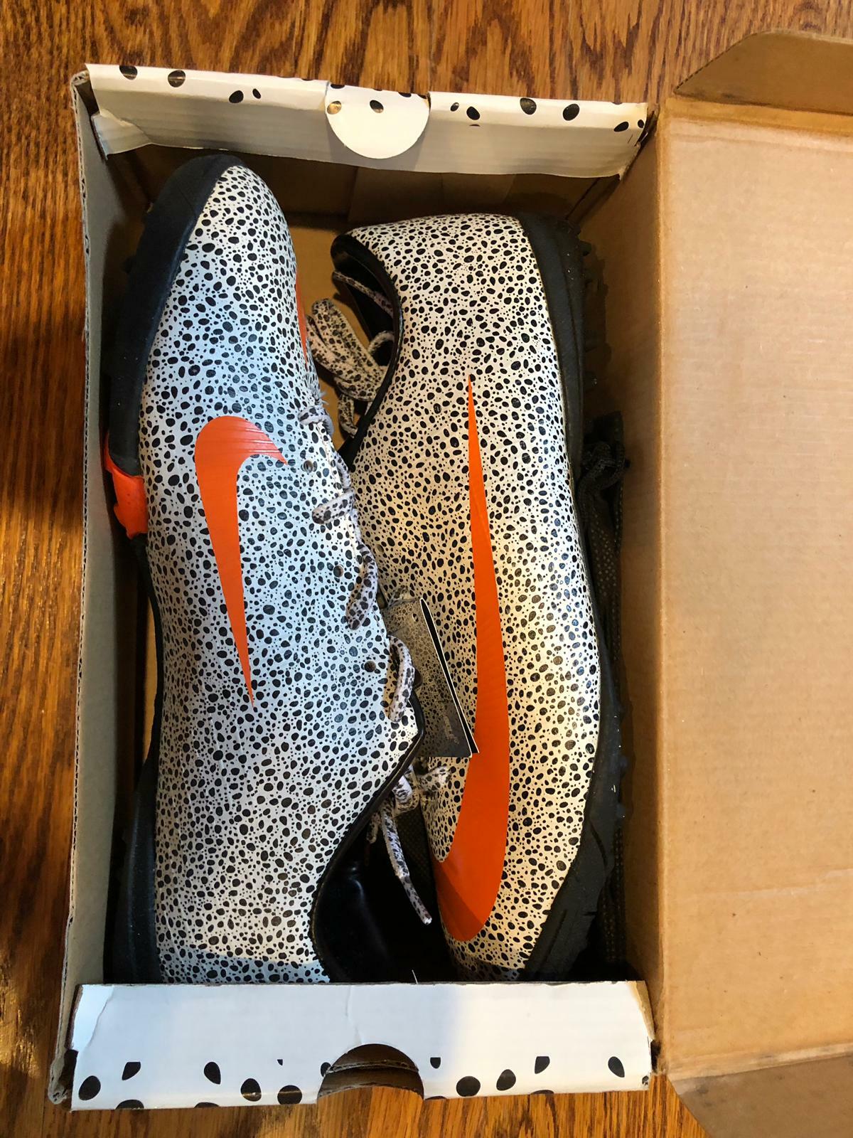 safari mercurials