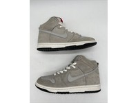 nike dunk pee wee