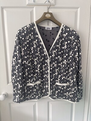 Stunning Ladies Honeycomb Patterned Jacket By Alfibel. Size 20.