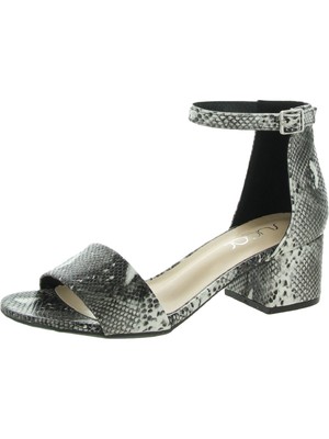 

Женские серые модельные сандалии SUGAR со змеиным рисунком Noelle с круглым носком и пряжкой на блочном каблуке, размер 7,5, Серый, SGR-NOELLE LOW