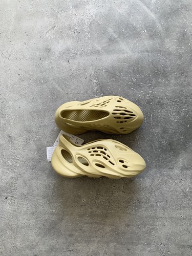 ADIDAS YEEZY FOAM RUNNER SULFUR SIZE US 4 UK 4 EU 37 | eBay