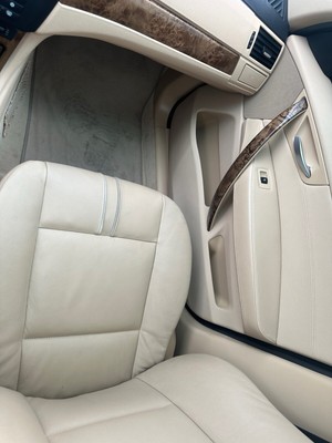 image 12 of interior