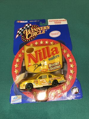 Winners Circle AUTOGRAPHED HOOD SERIES NILA WAFERS DALE JR NEW RARE 1:64