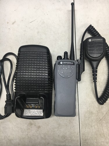 閉店セール特価！MOTOROLA XTS対応純正NMN6193Cマイク② 閉店セール特価！MOTOROLA XTS対応純正NMN6193Cマイク②