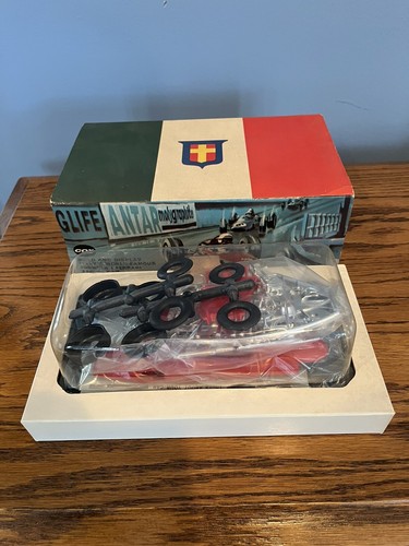 ミニカー COX Ferrari Dino 1/24 Vtg 1/24 COX Ferrari DINO Spyder Slot Car W/ 2nd Car Frame