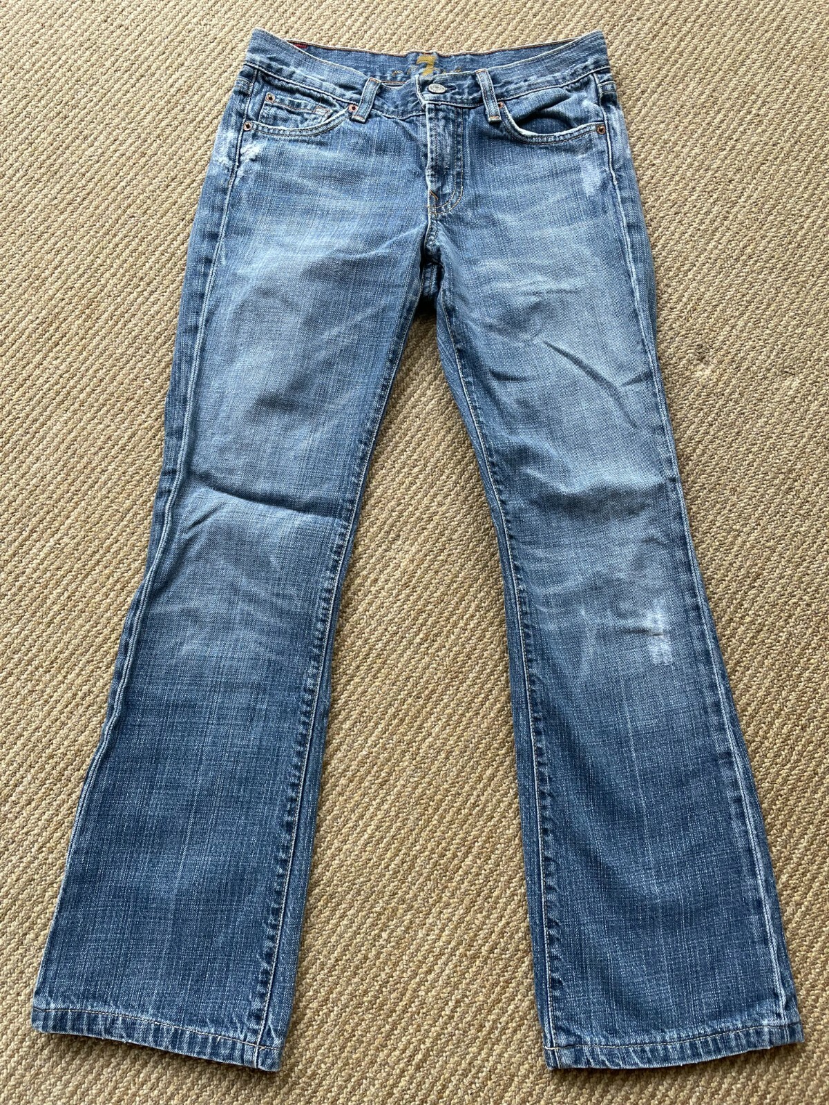 7 for all mankind Sz 26 Jeans Bootcut Style UO75B061U-061U