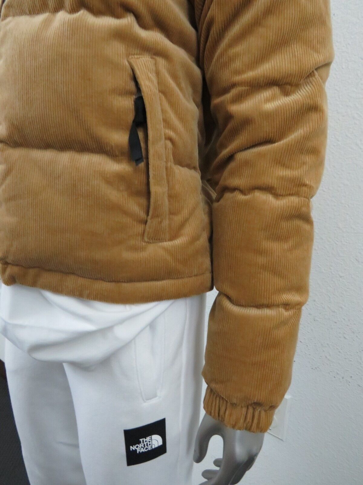 Pre-owned The North Face Womens  1992 92 Reversible Nuptse 600-down Hooded Jacket - Almond In Brown