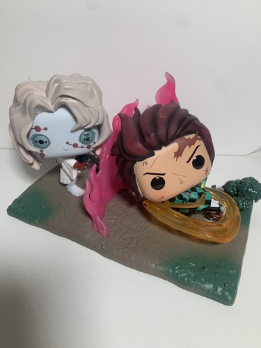 コミック・アニメ FUNKO POP! Demon Slayer TANJIRO VS RUI Amazon.com: Funko Pop! Moment: Demon Slayer - Tanjiro vs. Rui