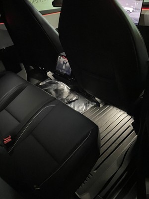 image 4 of interior