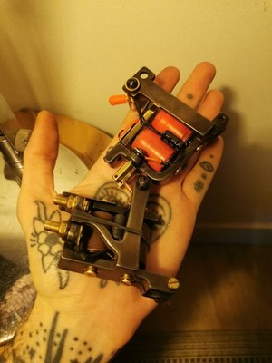 1PC SHORTY PLAIN IRON TATTOO MACHINE FRAME PARTS 8-32 THREAD FIT